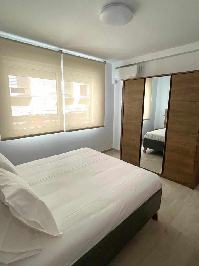 Apartamentos Azonaicas Centro Tendillas กอร์โดบา ภายนอก รูปภาพ