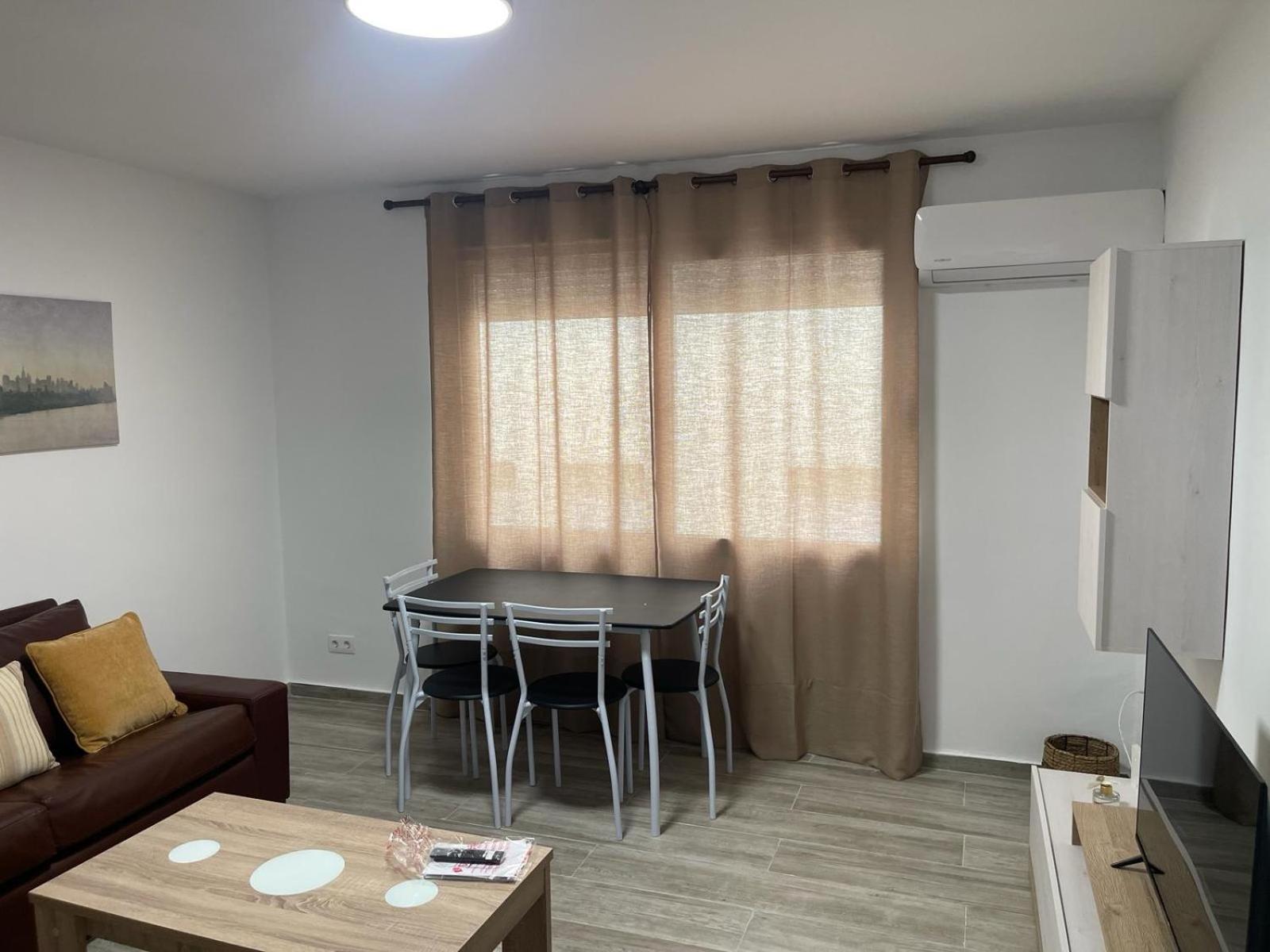 Apartamentos Azonaicas Centro Tendillas กอร์โดบา ภายนอก รูปภาพ