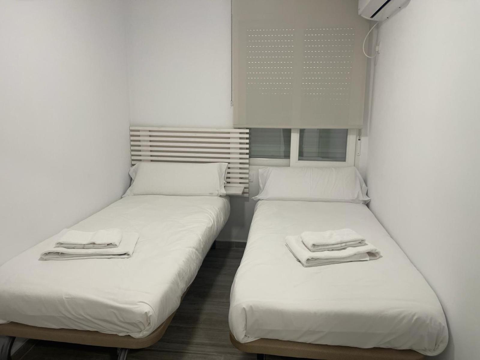 Apartamentos Azonaicas Centro Tendillas กอร์โดบา ภายนอก รูปภาพ